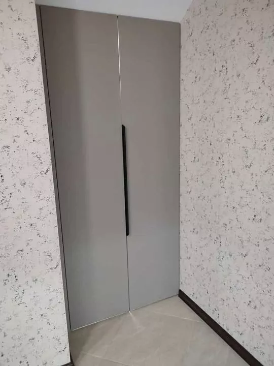 Гардеробная и комод в прихожую